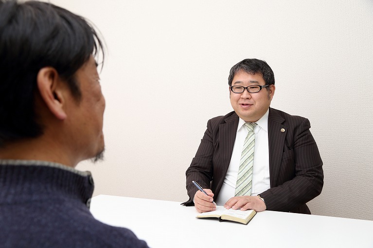 相続を弁護士に依頼するメリットとタイミングとは